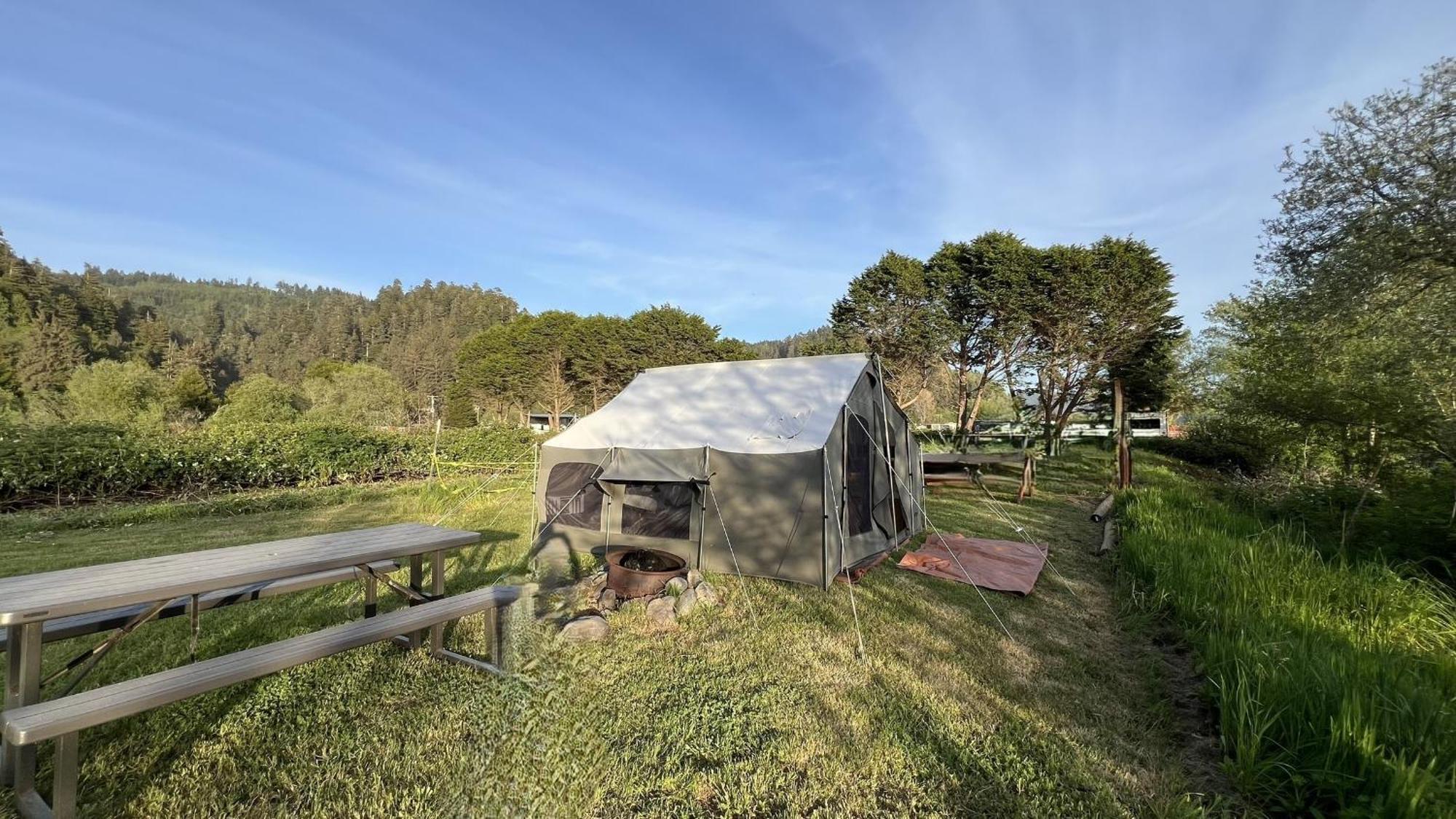 Glamping Tent On The River Klamath Dış mekan fotoğraf